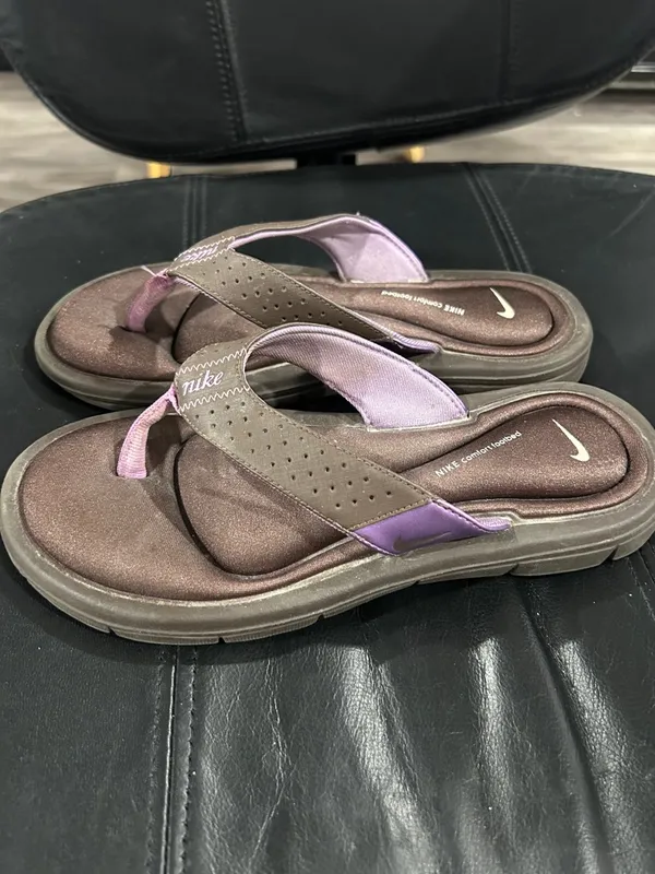 Nike Brown & Lavender Comfort Thong Sandals - Image 5