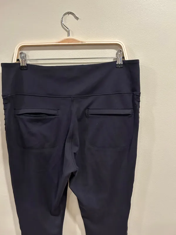 Athleta XL Delancey Motto Leggings - Image 8