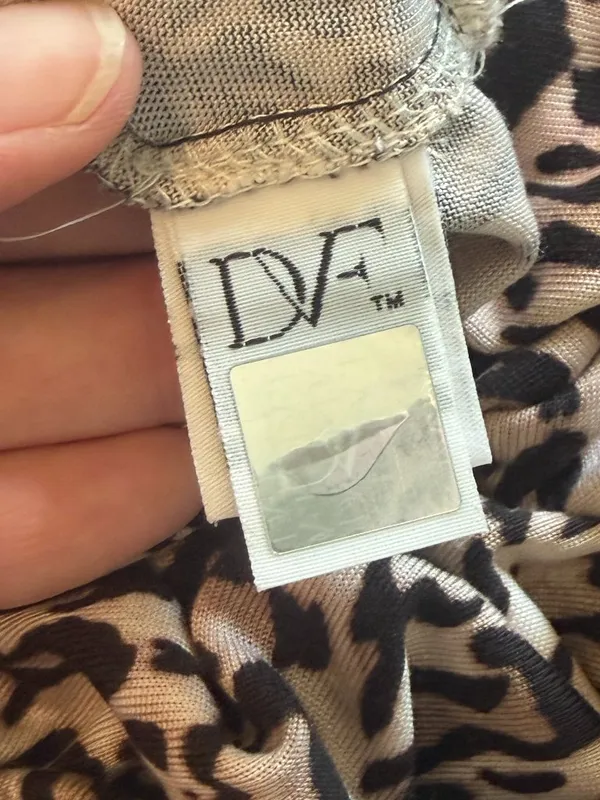 Diane Von Furstenberg DVF Jolene Leopard Bark Small Silk Jersey Dress Size Small - Image 7
