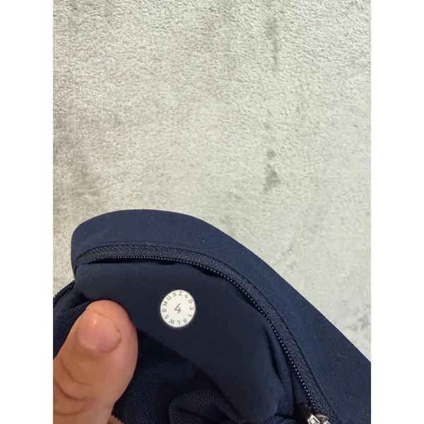 Lululemon Speed‎ Up Tight *Full-On Luxtreme 28" True Navy Size 4 - Image 6