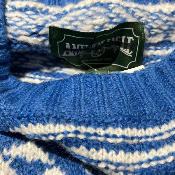 NWOT Aerie Fair Isle Drift Sweater Christmas Navy - Image 8
