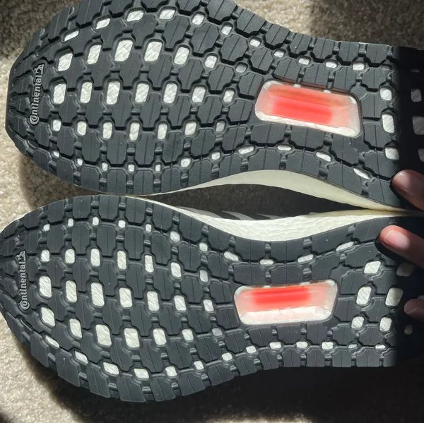 Adidas Ultraboost - Image 4