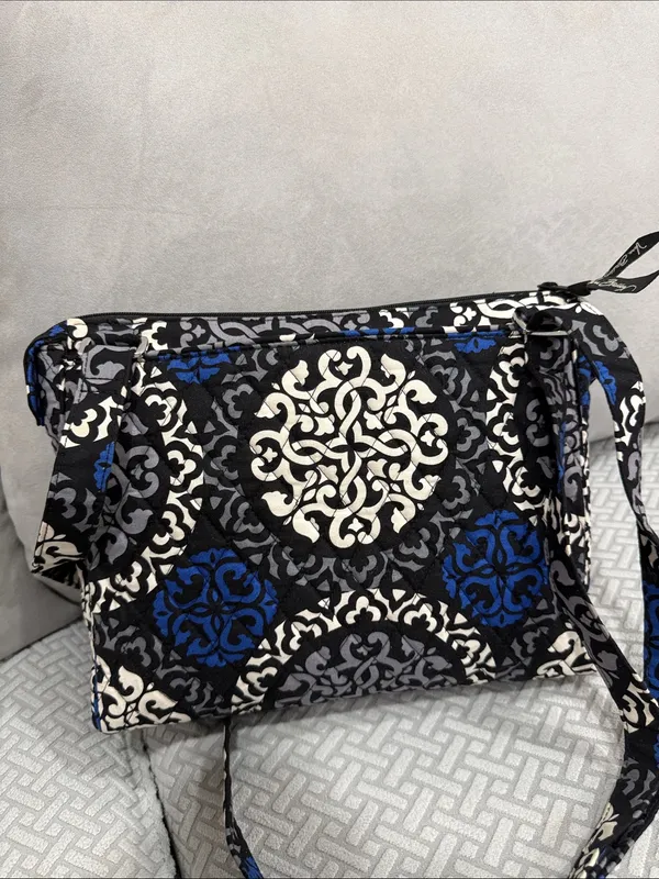 Vera Bradley Hipster Crossbody Canterbury Cobalt Tablet Bag w/Adjustable Strap - Image 9