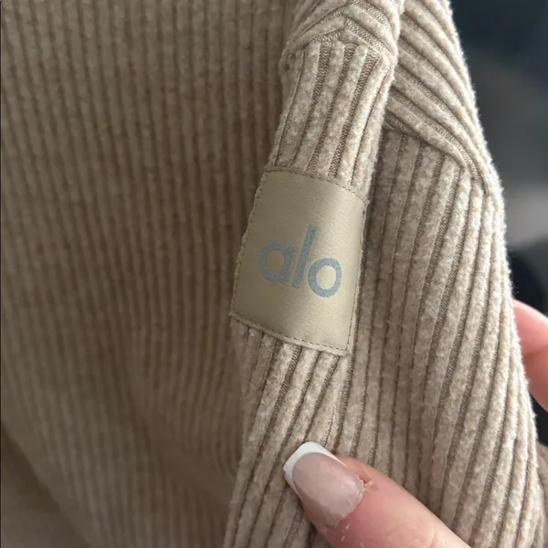 ALO Yoga | Muse Hoodie - Image 4