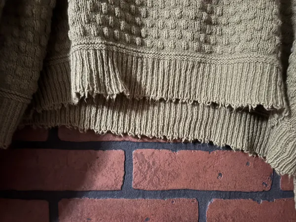 Altar'd State Sweater Knit Cropped olive green - Image 5