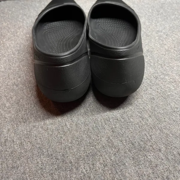 Crocs Cap Toe‎ Flat Ballet Slip On Size 8 Black - Image 4