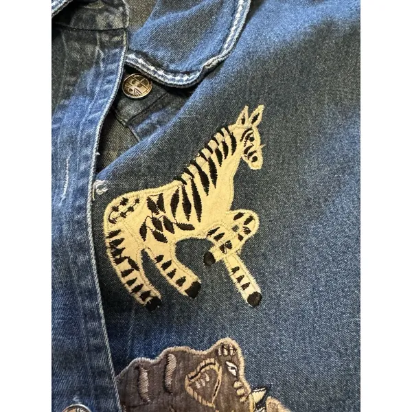 Keren Hart Denim Shirt Women‎ Size Small Embroidered Long Sleeve Safari Read - Image 8