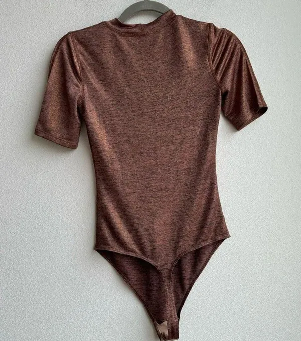 Revolve Alix NYC Bronze Gold Short Sleeve Bodysuit Blouse Size Small? medium? - Image 6