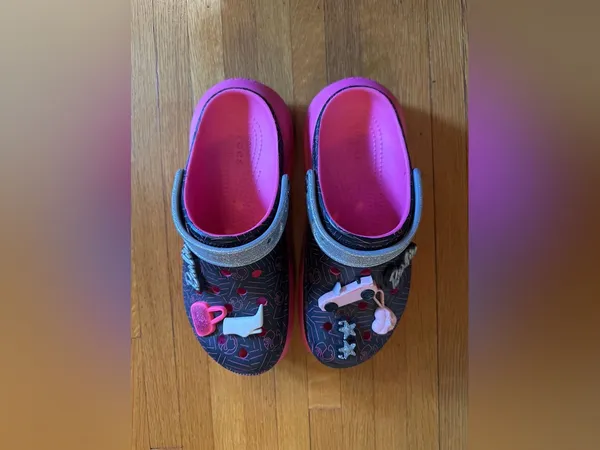 Barbie Crocs Crush Clog Black Electric Pink Barbie Core, Size women’s 9 - Image 5
