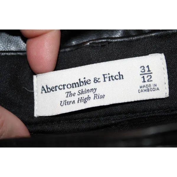 Womens Abercrombie & Fitch Skinny Ultra High Rise Black Vegan Pants Size 31 / 12 - Image 3