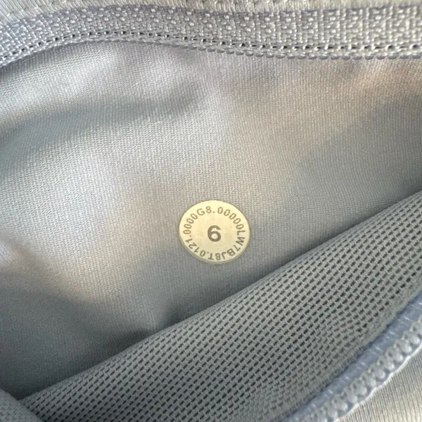 Speed Up Lululemon Mid-Rise Shorts Lined 4" - Image 3