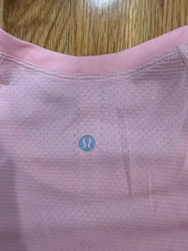 Lululemon Swiftly Tech Long Sleeve - Image 4