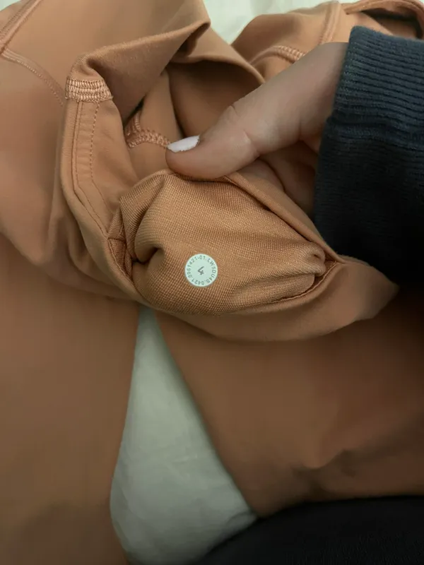 Lululemon Align Leggings w/ Pockets 25” - Image 3