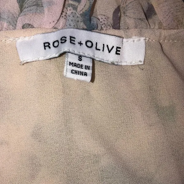 Rose + Olive size small floral sleeveless top - Image 5