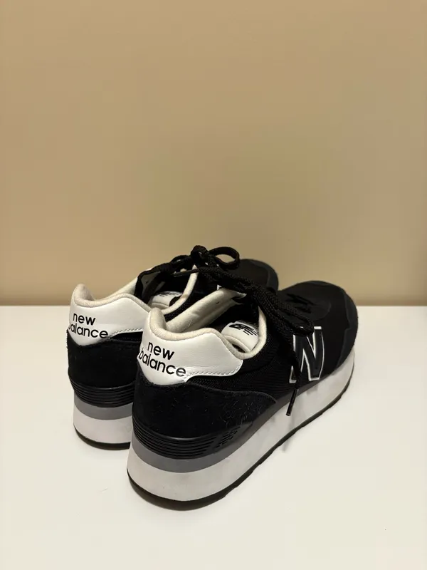 New Balance Shoes black - Image 3