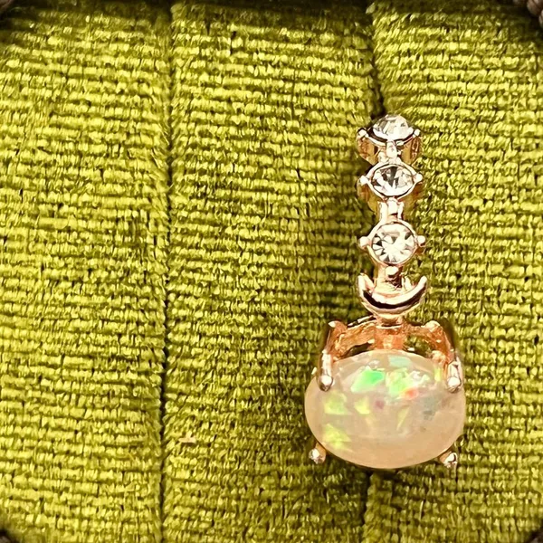 Opal and White Crystal Moon Design Rose Gold-Plated Ring Size 7 - Image 3