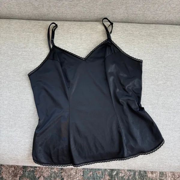 80s Vintage Vanity Fair Cami Top Black Nylon Lace Trim Whimsigoth Romantic Glam - Image 6