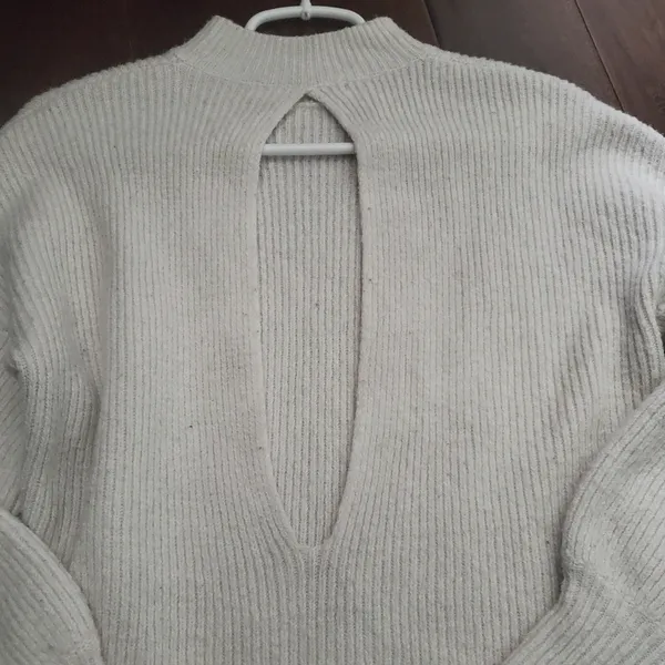 Max studio sweater size small in light cream color . Adorable opening on back - Image 2