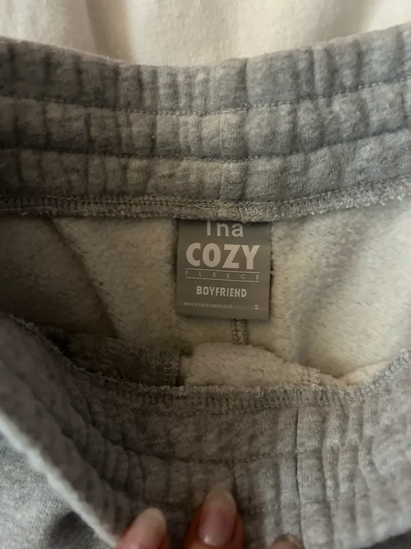 Aritzia Shorts - Image 3