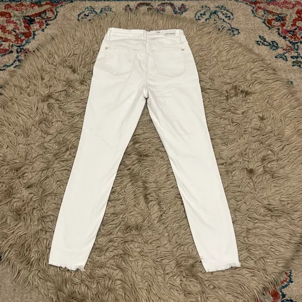 NWT Judy blue skinny fit white jeans size 3/26 - Image 5