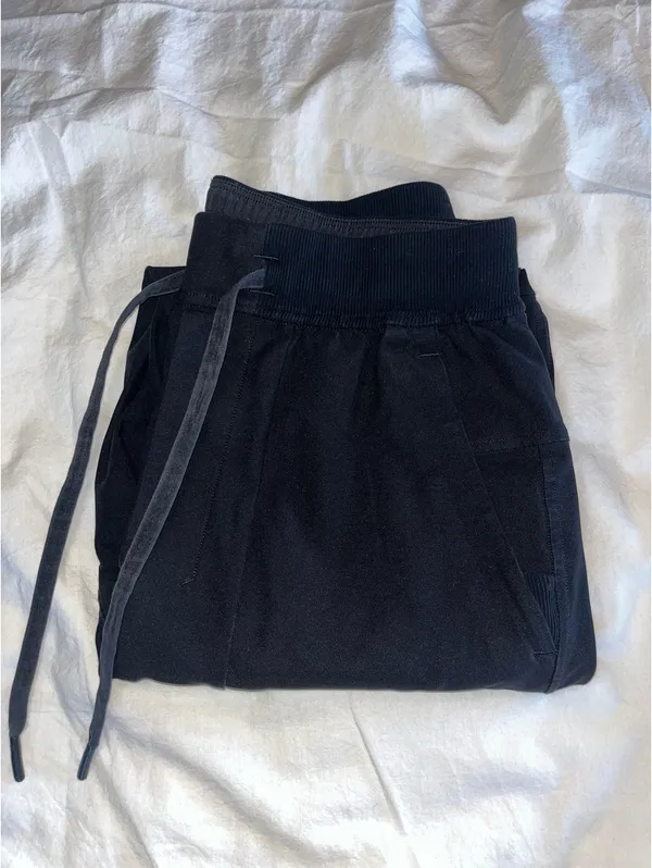 Lululemon Mens ABC Jogger - Image 3