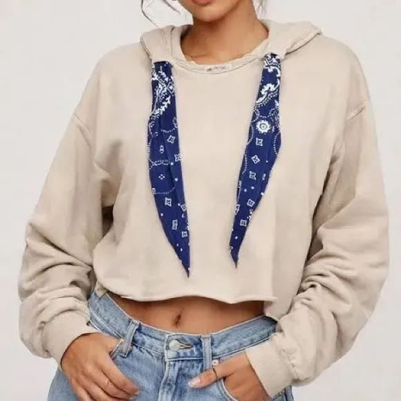 We The‎ Free Beige Backyard Hoodie with Navy Accents Size Small EUC - Image 2