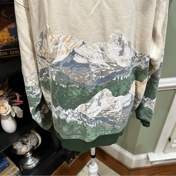 Modish Rebel Mont Blanc Mountain Hooded Sweatshirt – Size Small - Image 10