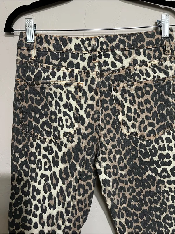 OAT New York Cheetah Leopard Print High‎ Rise Slim Straight Denim Jeans - Image 8