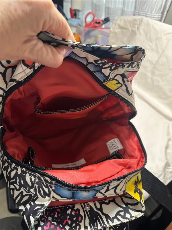 Nine West backpack style purse Excellent condition. - Image 10