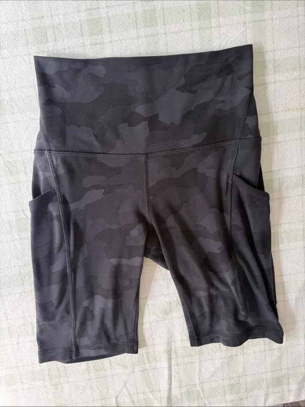Lululemon High-Waist Black Camo Women’s Bike Shorts - Image 5