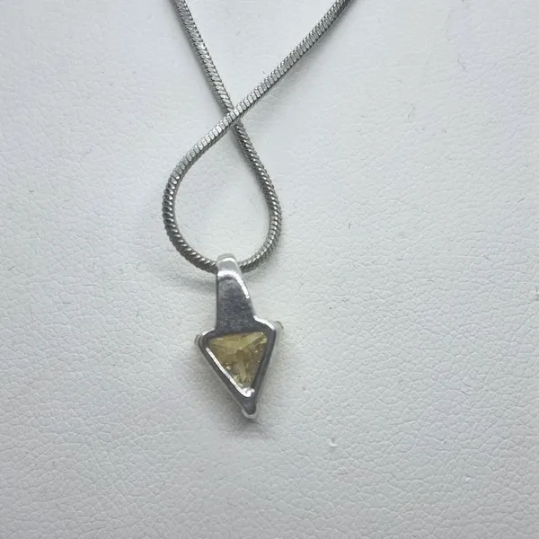 Lia Sophia Silver & Yellow Necklace - Image 3
