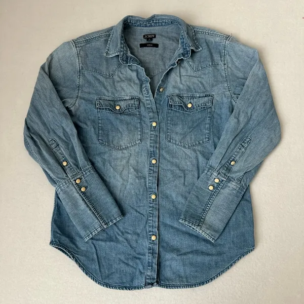 J.Crew Chambray Pearl Snap Button Denim Western Shirt Women’s Small - Image 2