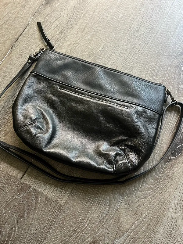 The Sak Black Leather Purse - Image 2