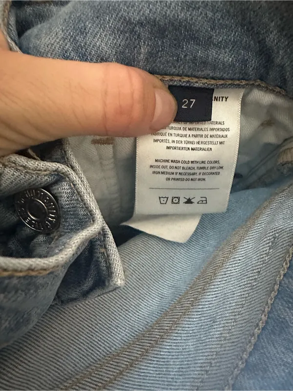 NWOT Citizens of Humanity Isola Flare jeans 27 - Image 4