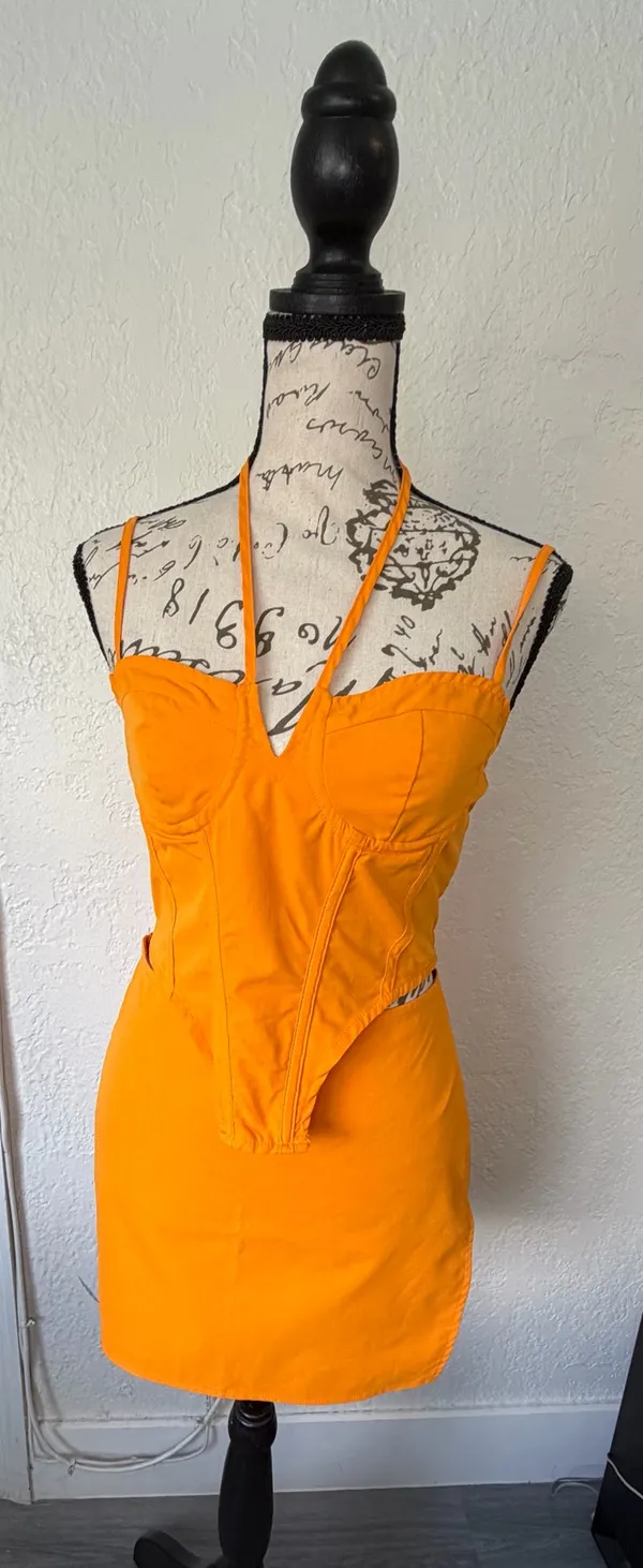 🍊 PrettyLittleThing Orange Corset Top & Mini Skirt Two-Piece Set | Size US 2 / XS ✨ - Image 5