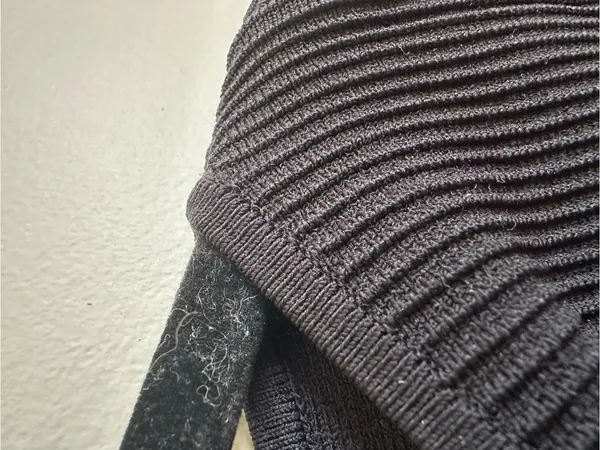 Aritzia Babaton Ribbed Long Sleeve Stretch Top Black Womens XS - Image 3