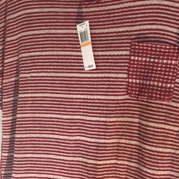 Brand new One hart shirt for women’s size S - Image 2