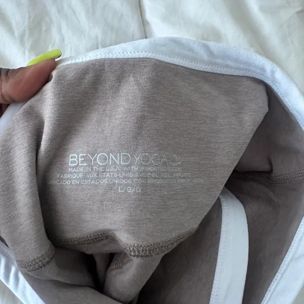 Beyond Yoga spacedye tan leggings - Image 5