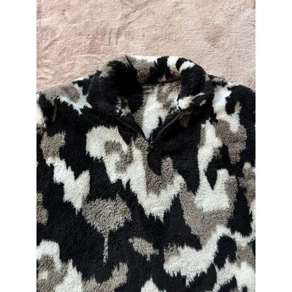 Eddie Bauer Womens 1/4 Zip Mock Neck Faux Fur‎ Sweater Size XLarge - Image 3