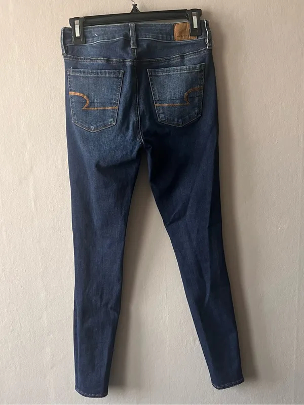 American Eagle Dark Wash Distressed Hi Rise Jeggings Size 2 - Image 4