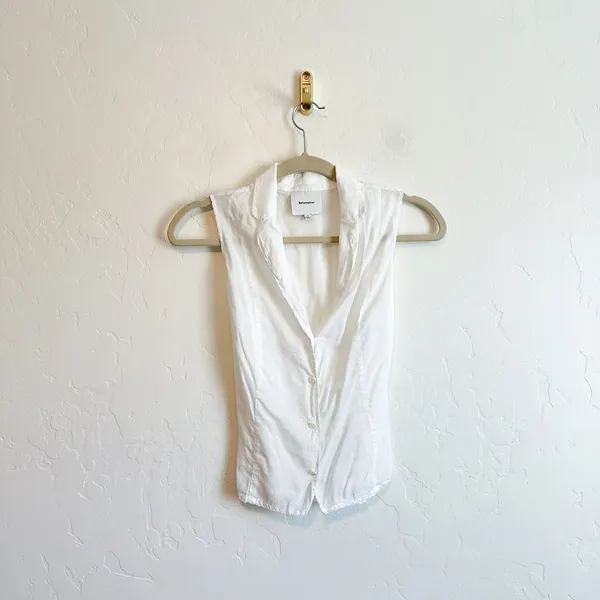 Reformation | Kady Collared Button Front Tank Top in White | Size 4 - Image 3