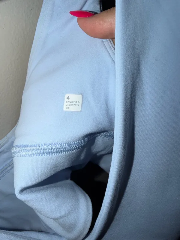 Lululemon Align V-Neck Bra A/B Cup - Image 3