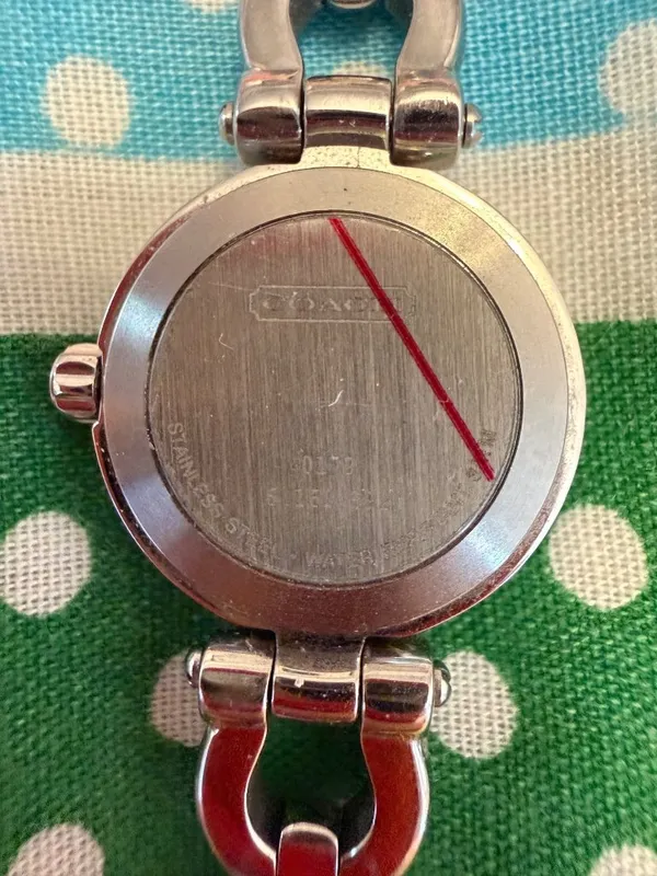 Coach Womens Neo Vintage Y2K Watch Rounded Bezel Pink Face Stainless Steel - Image 3