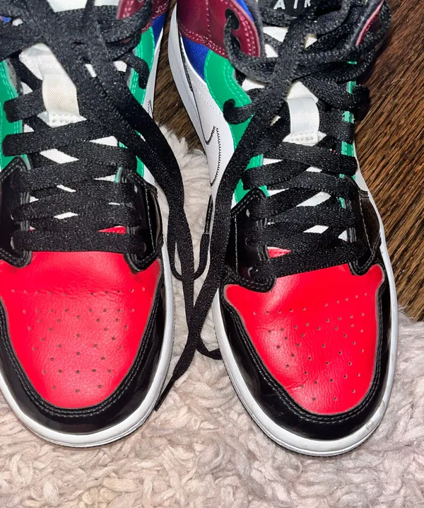 Jordan 1s - Image 6