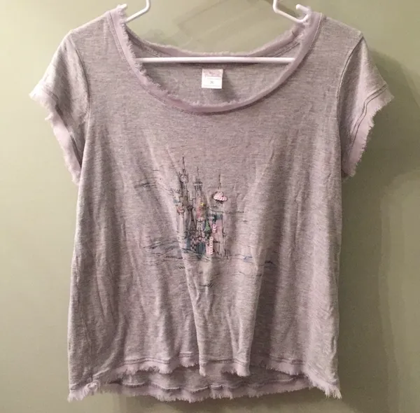 LC Lauren Conrad Cinderella Disney Castle Tee Shirt, Size Medium - Image 6