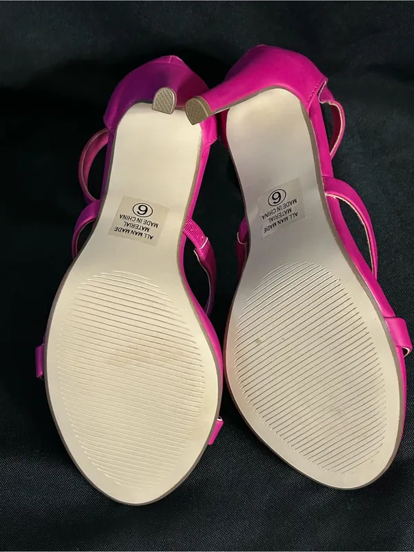 Delicious Women’s Estella Hot Pink Strappy Ankle-Heel Sandals SZ 6 BNIB - Image 10