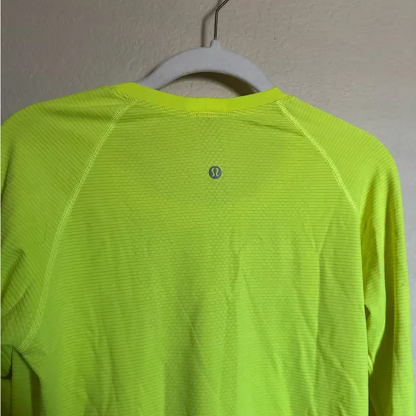Lululemon Swiftly Tech Long Sleeve Shirt 2.0 *Race Length Sz 10 Highlight Yellow - Image 7