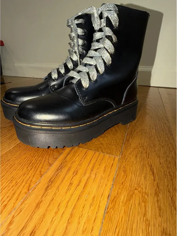 Size US 8 Dr. Martens Women's Molly Platform Boot, Black, (EU 39 / UK 6 ) - Image 7