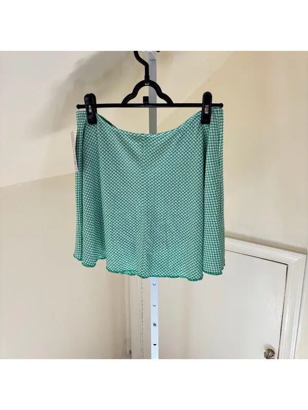 Wild Fable NWOT Women's Mid-Rise Green Gingham Skort Size M - Image 7