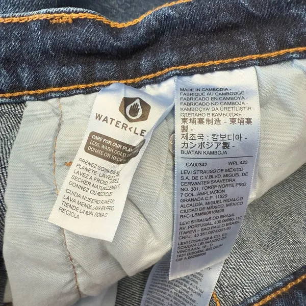 Levis 501 Womens Size Large cheeky cutoff denim blue‎ jean shorts - Image 7